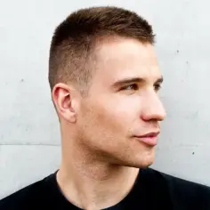 Komu pasuje fryzura na jeża? Poznaj 5 cech idealnego kandydata