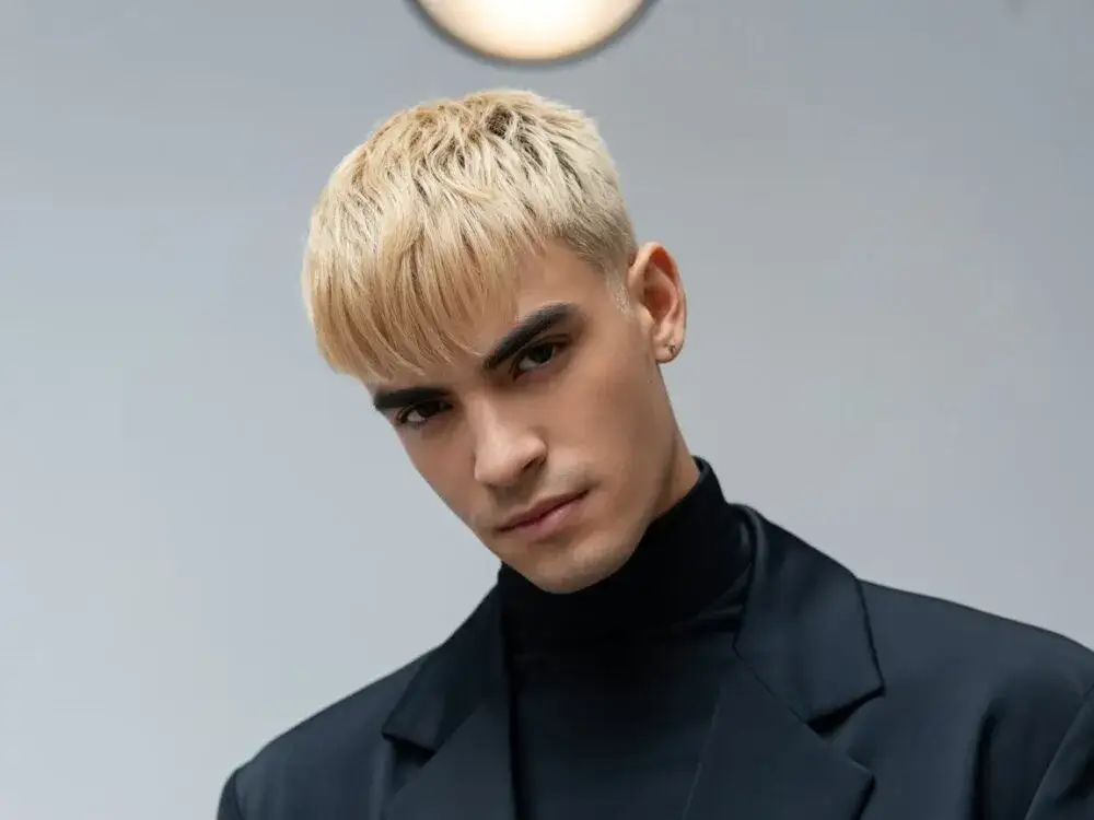 Zdjęcie Blond włosy u mężczyzn? Modne i stylowe fryzury, które musisz znać!